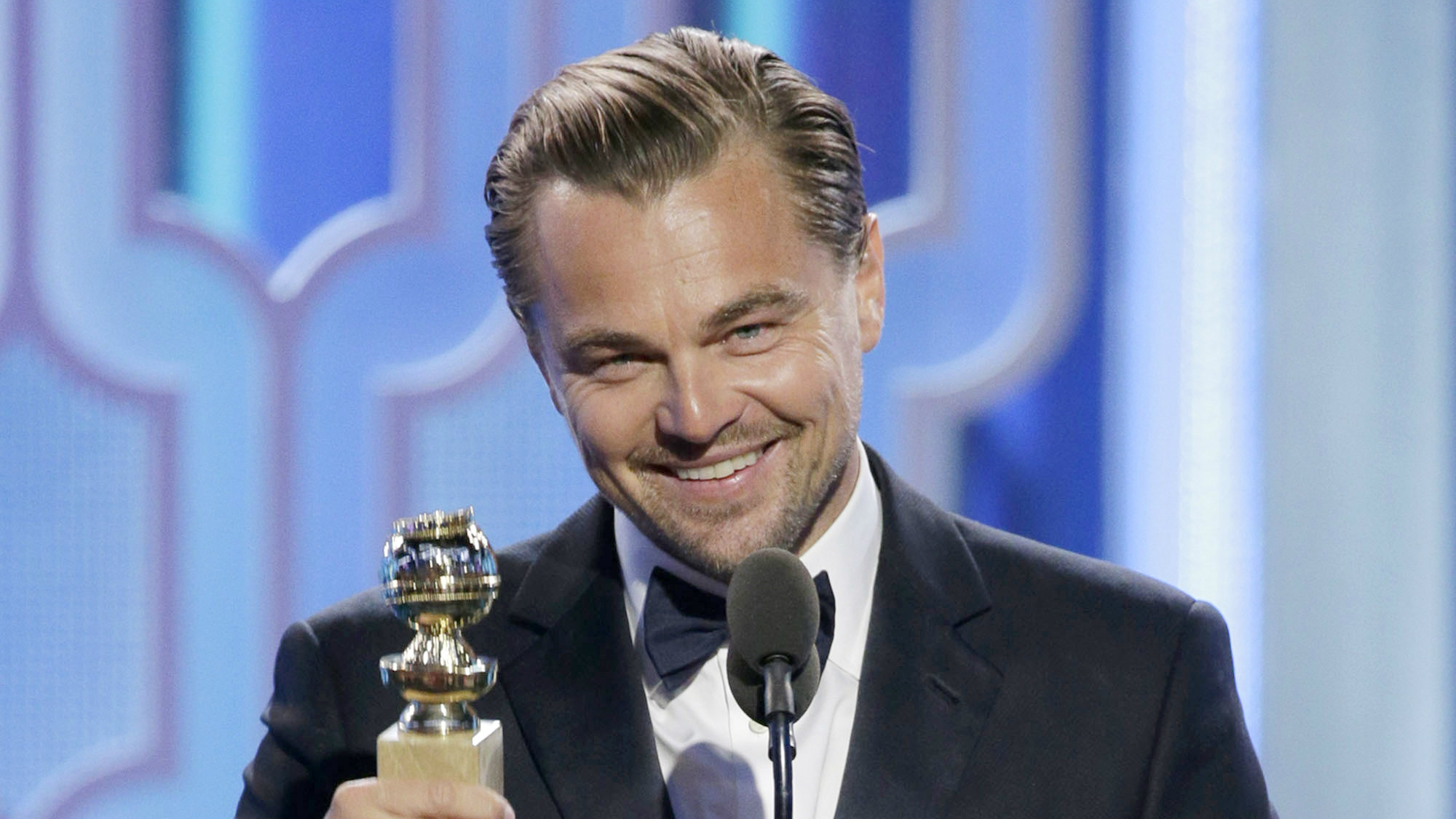 How can you watch the Golden Globe Awards live?